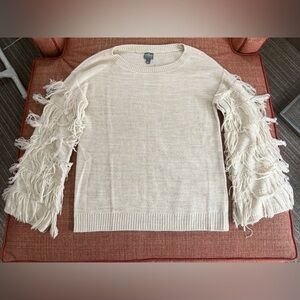 Soho New York and Company Boho Fringe Sweater Small Oatmeal